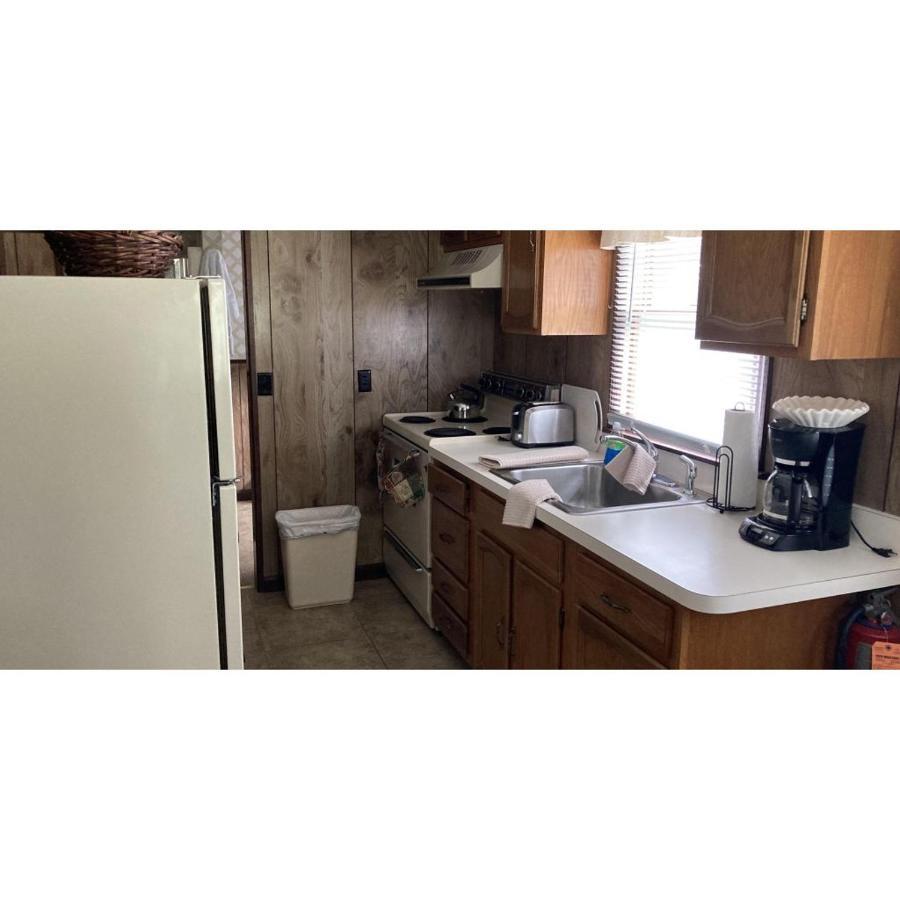 Interlake Rv Park & Campground ไรน์เบ็ค ภายนอก รูปภาพ